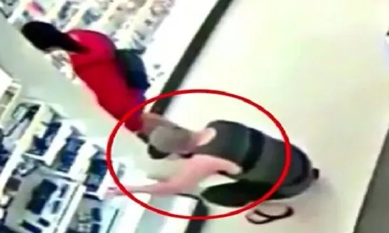 Father Catches and Beats Man Taking Upskirt Photos of his Daughter in a Target Store