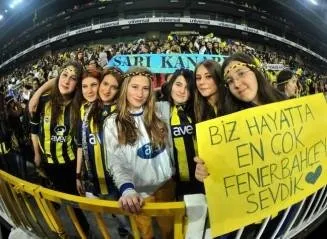 Futbol tarihinde böyle bir şey yok!!! (FeNeRbAhÇe)