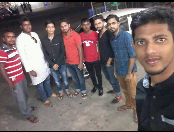 selfie with friends 