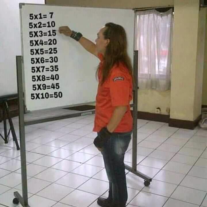 Satu kesalahan bisa menghapus seribu kebenaran.
