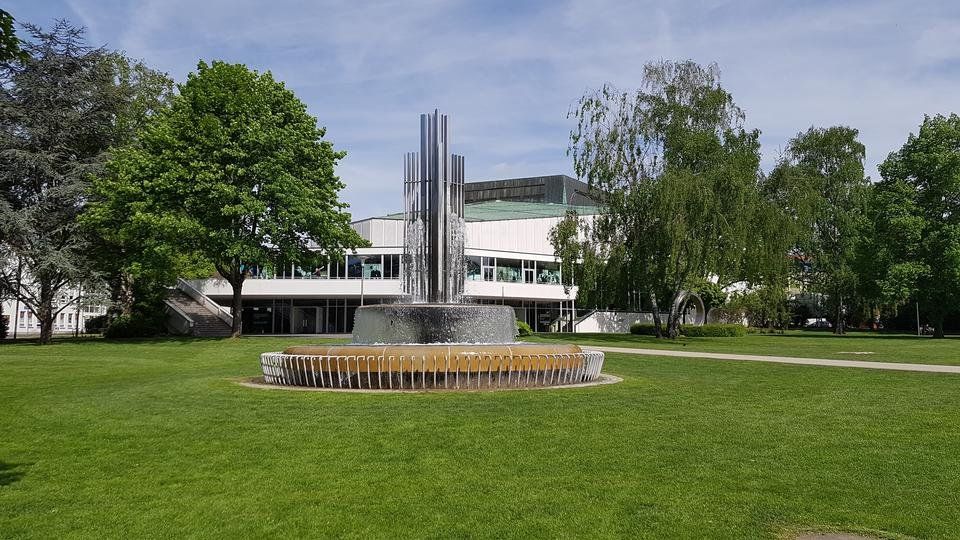 Ein Brunnen der Springenden Art