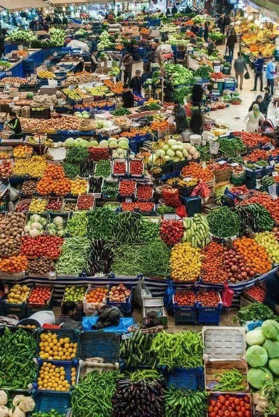 Fruit market 