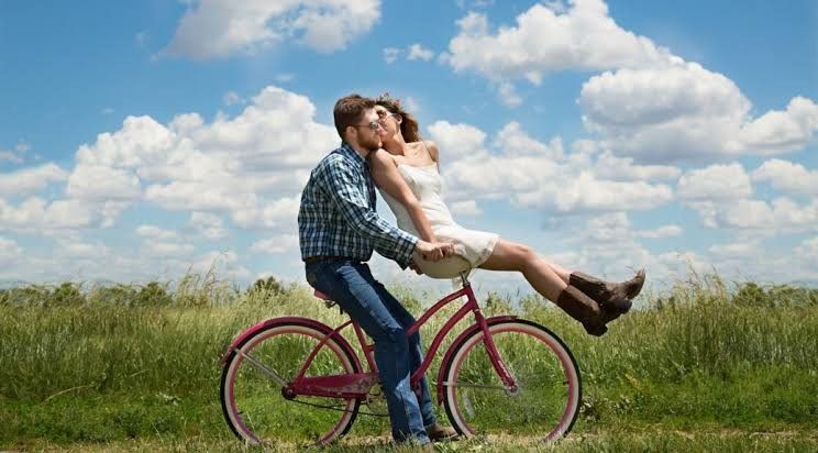 Fixing Boredom In A Relationship - (Accept and Acknowledge it)