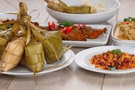 ketanat glutinous rice (Ketupat ketan) indonesian special food
