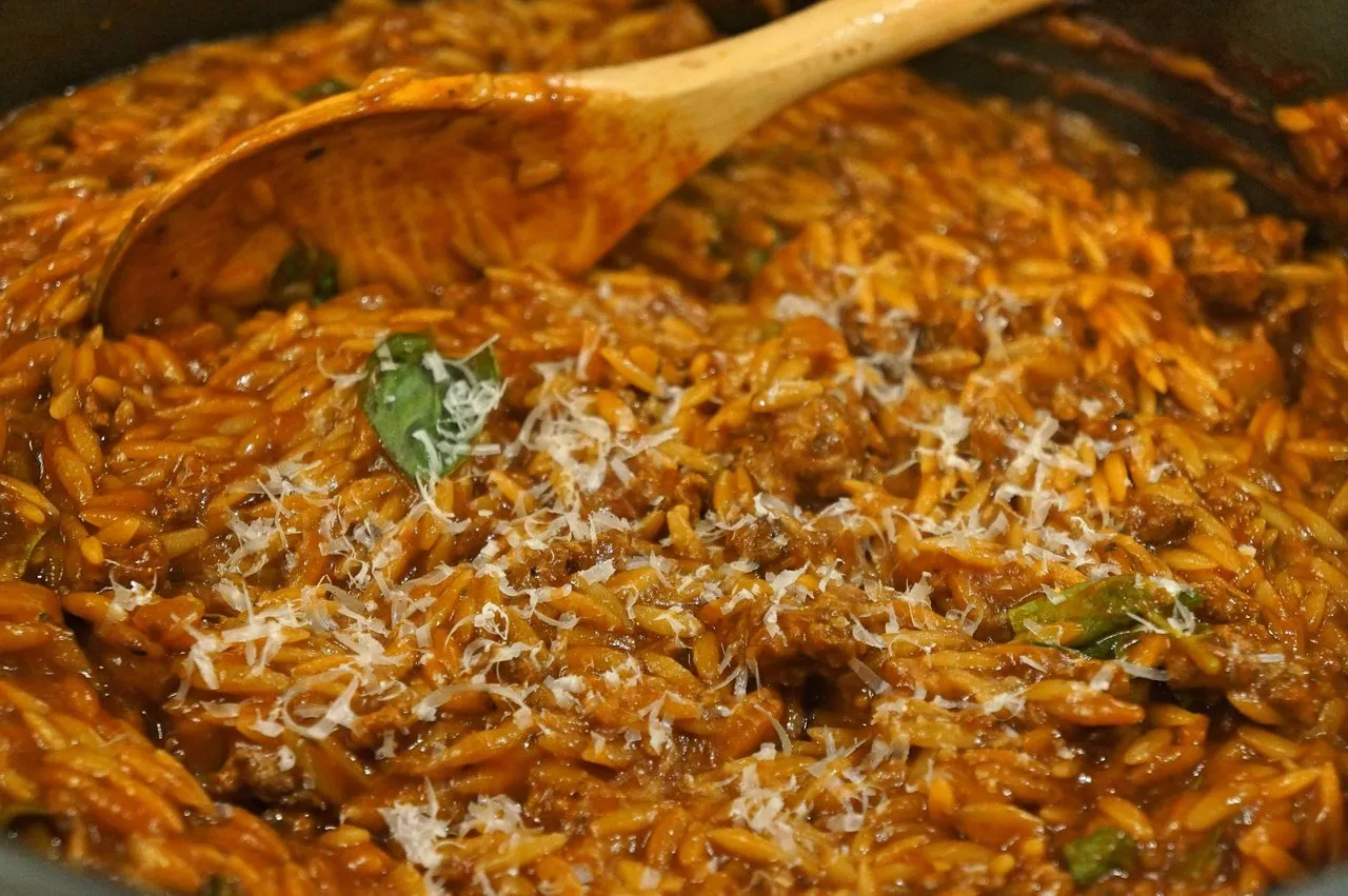 One Pot Wonder Meal...Risoni Bolognese - on the table in 30 minutes!