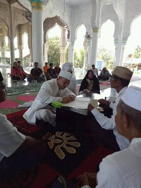 akat nikah abang kami di mesjid gledangan aceh utara kec.sawang