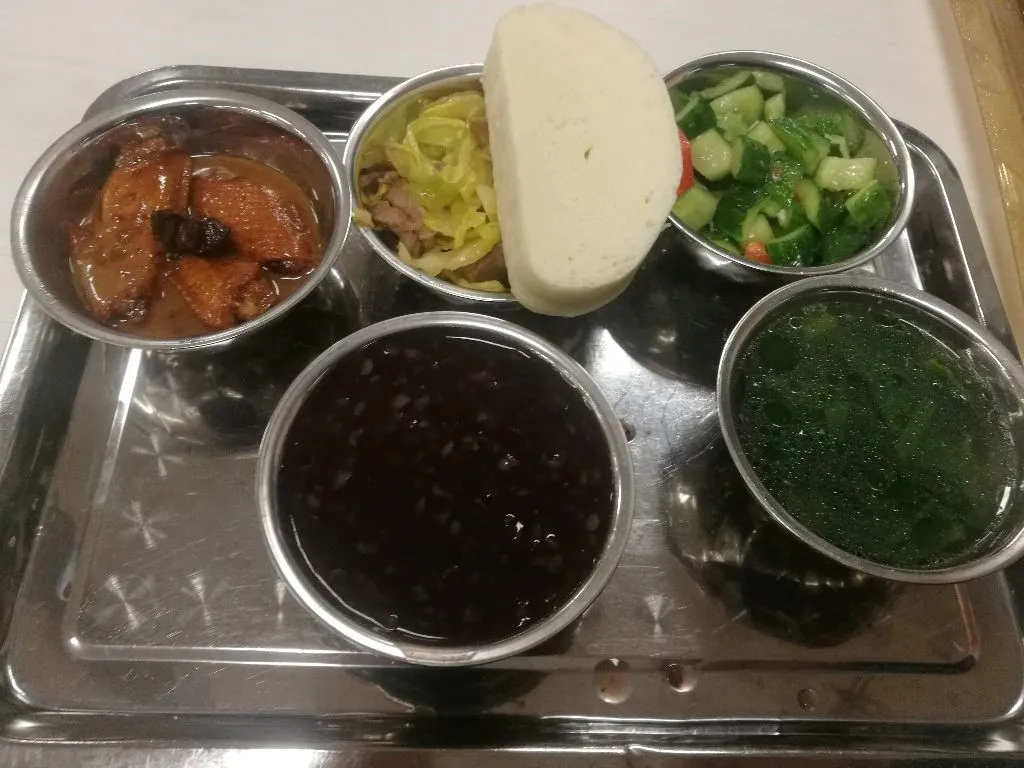 少吃外卖，多吃食堂