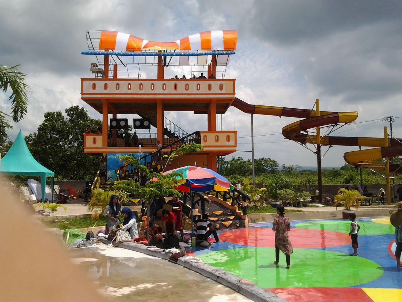 Water Boom
