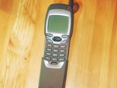 Nokia 7110 phone