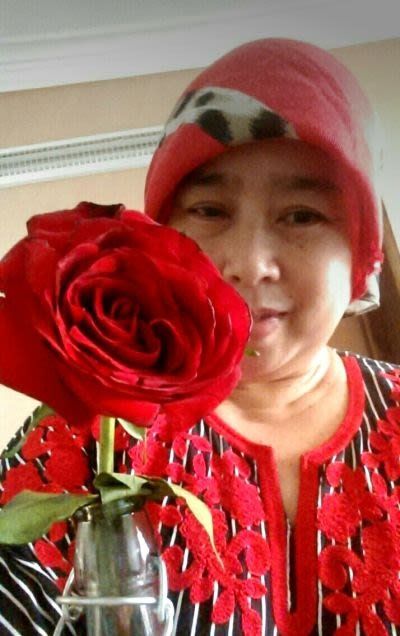 RED MONDAY COLOR CHALLENGE