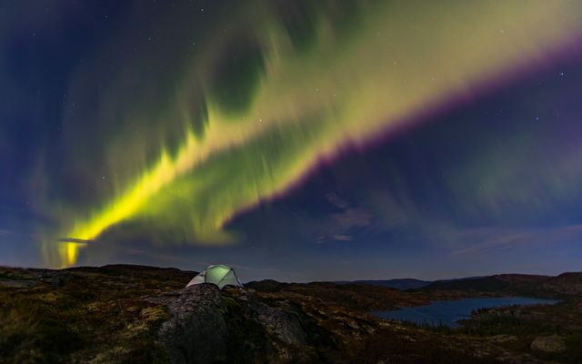 A magnificence of moments night light