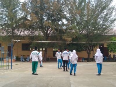 Sehat kuat rajin belajar