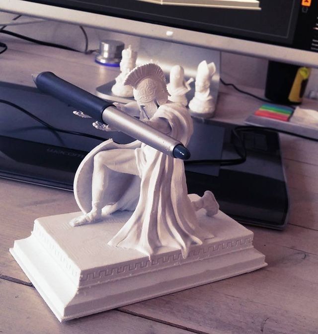 creative pen holder