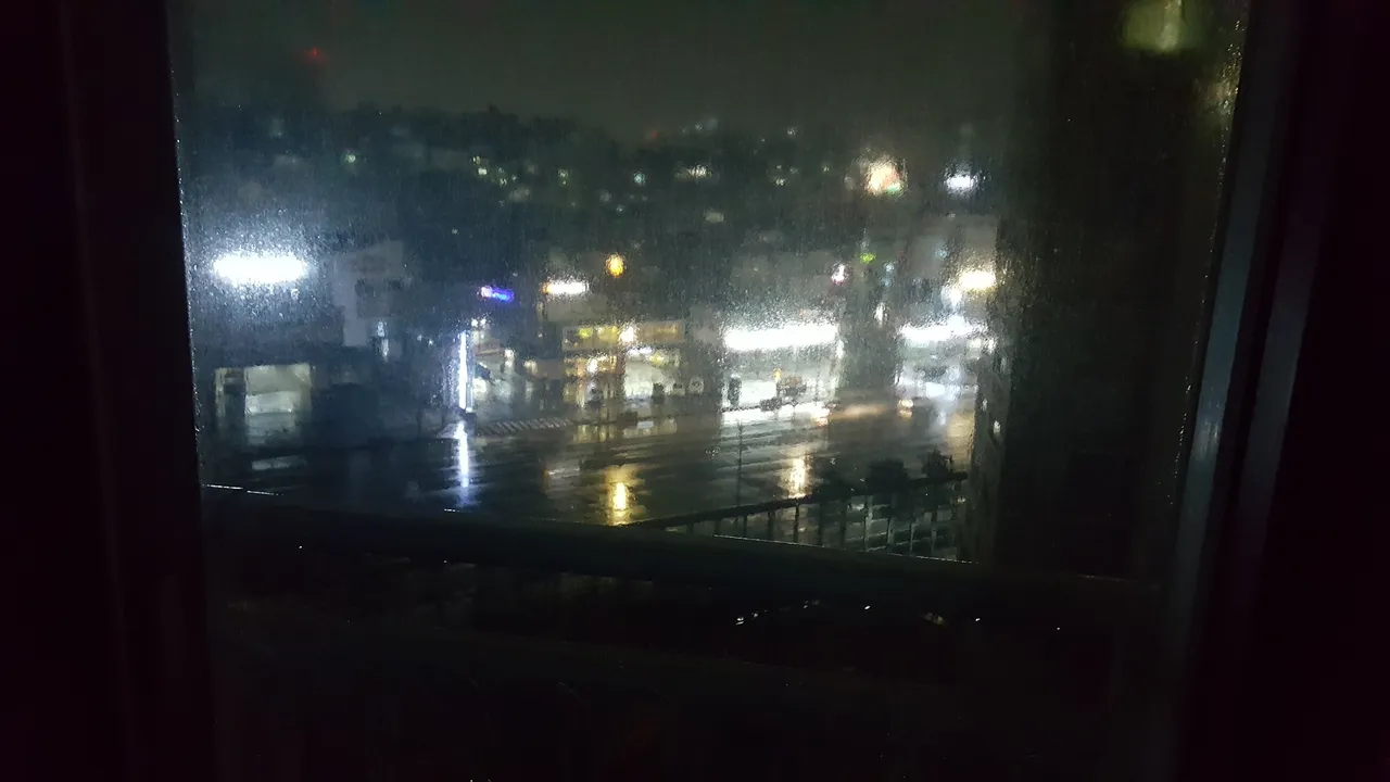 봄비가 내립니다. (겨울, 안녕~)