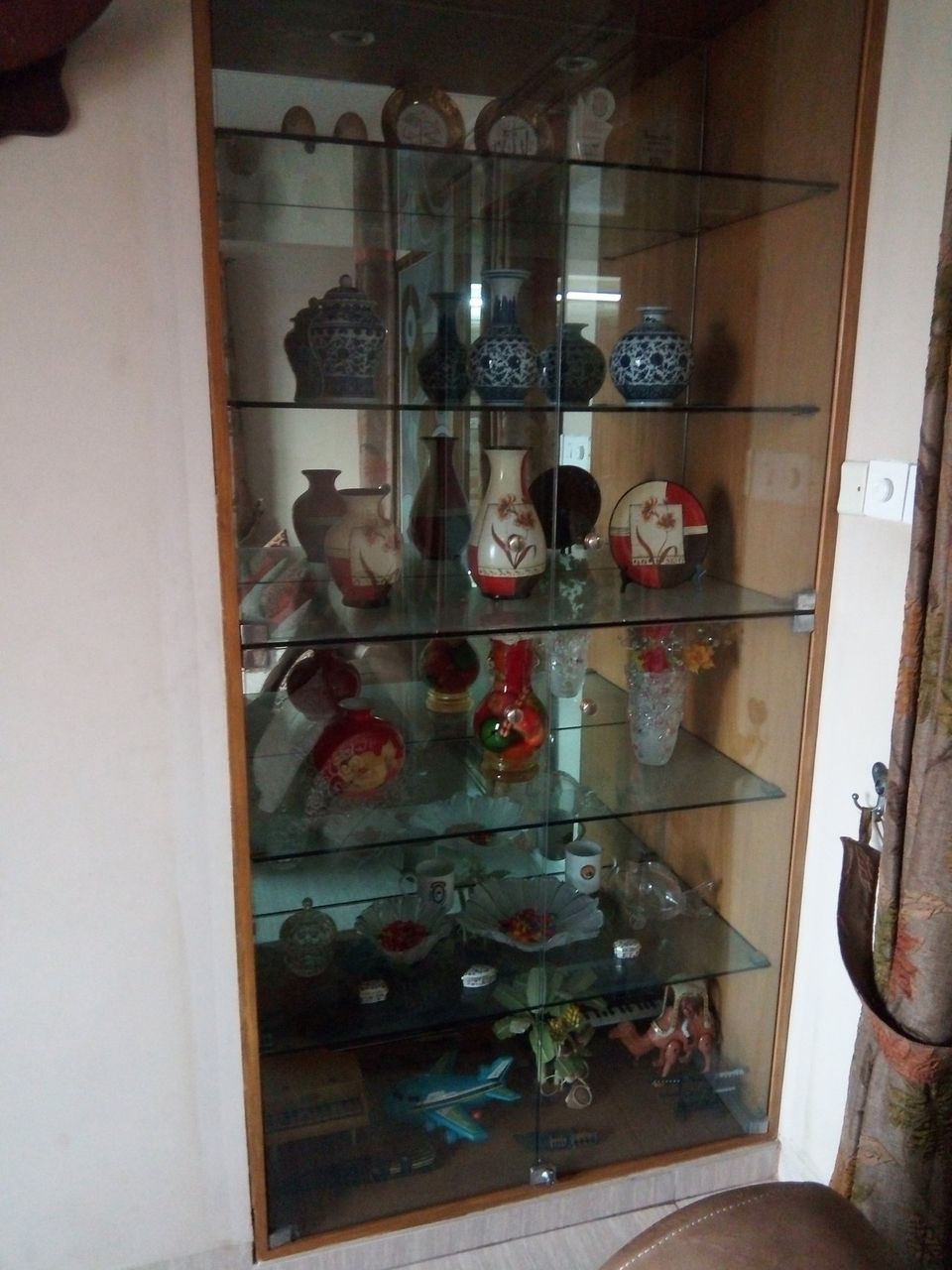 My home decor show case