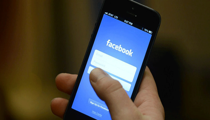 Facebook voice status