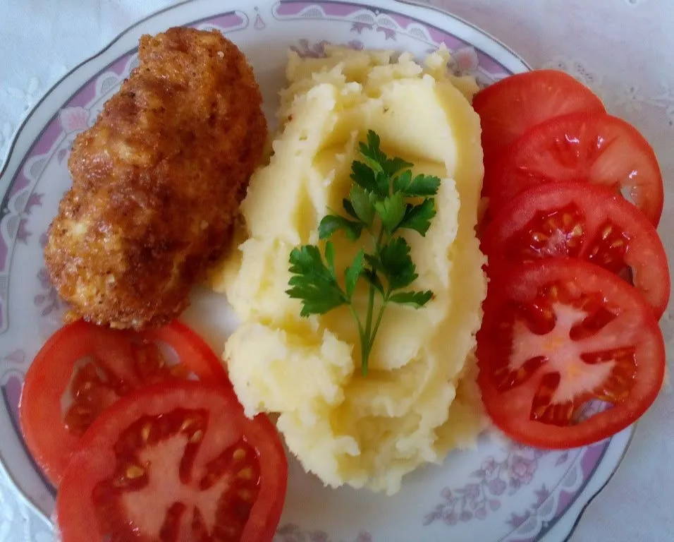 Cordon Bleu chicken roll.Recipe