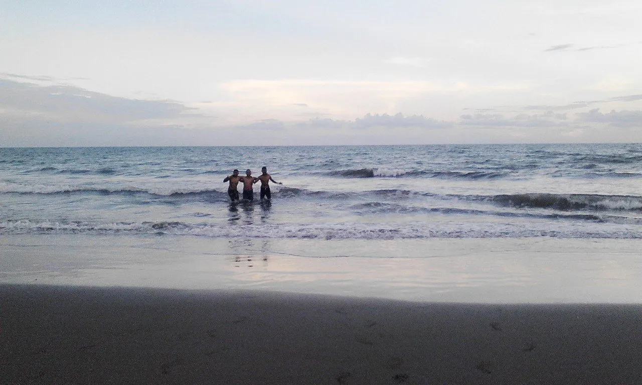 THE BEAUTY OF THE BEACH UJONGBLANG
