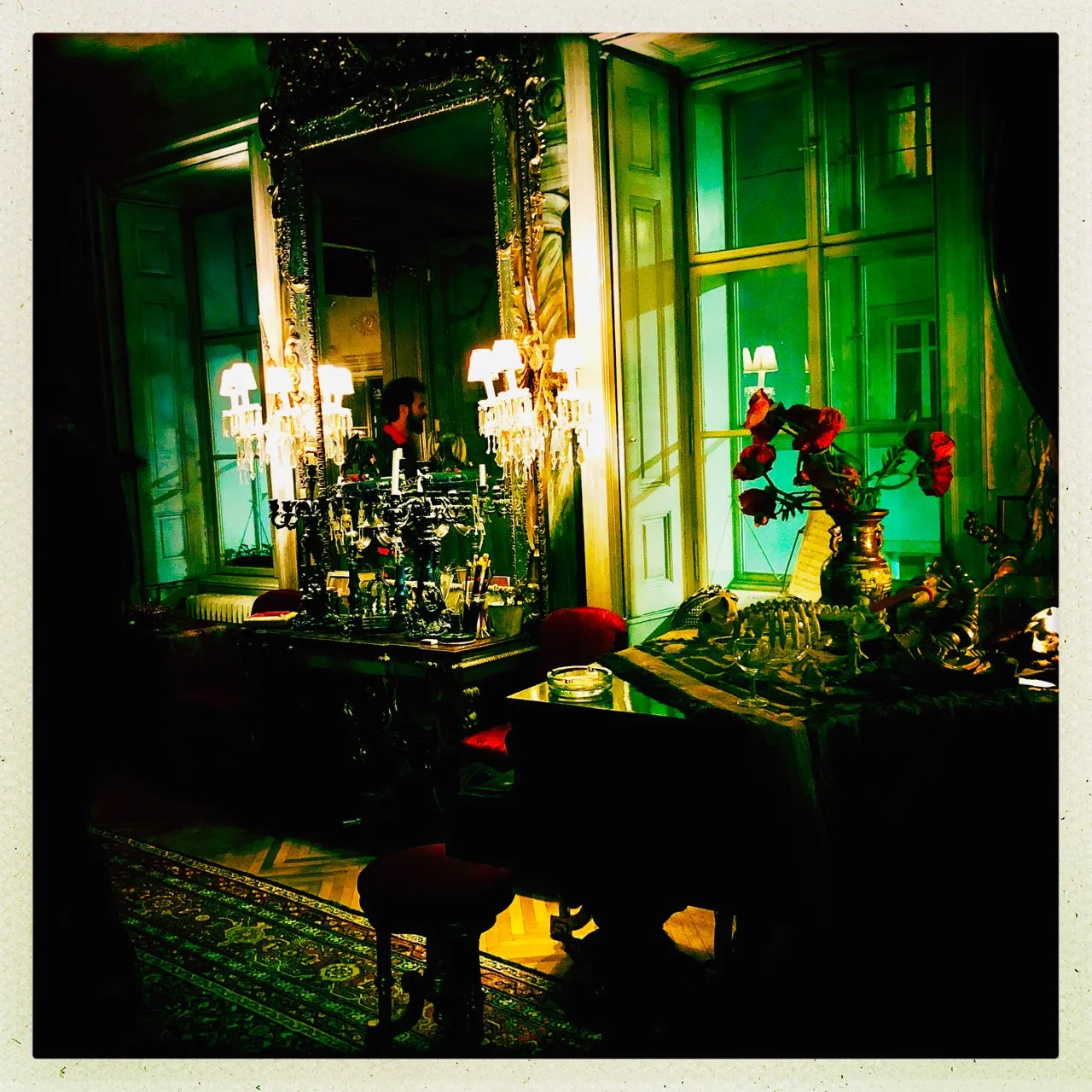 Secret Sanctuary! The Perfect Hidaway On A Wednesday Night in Vienna ....Médicament by Niska 
