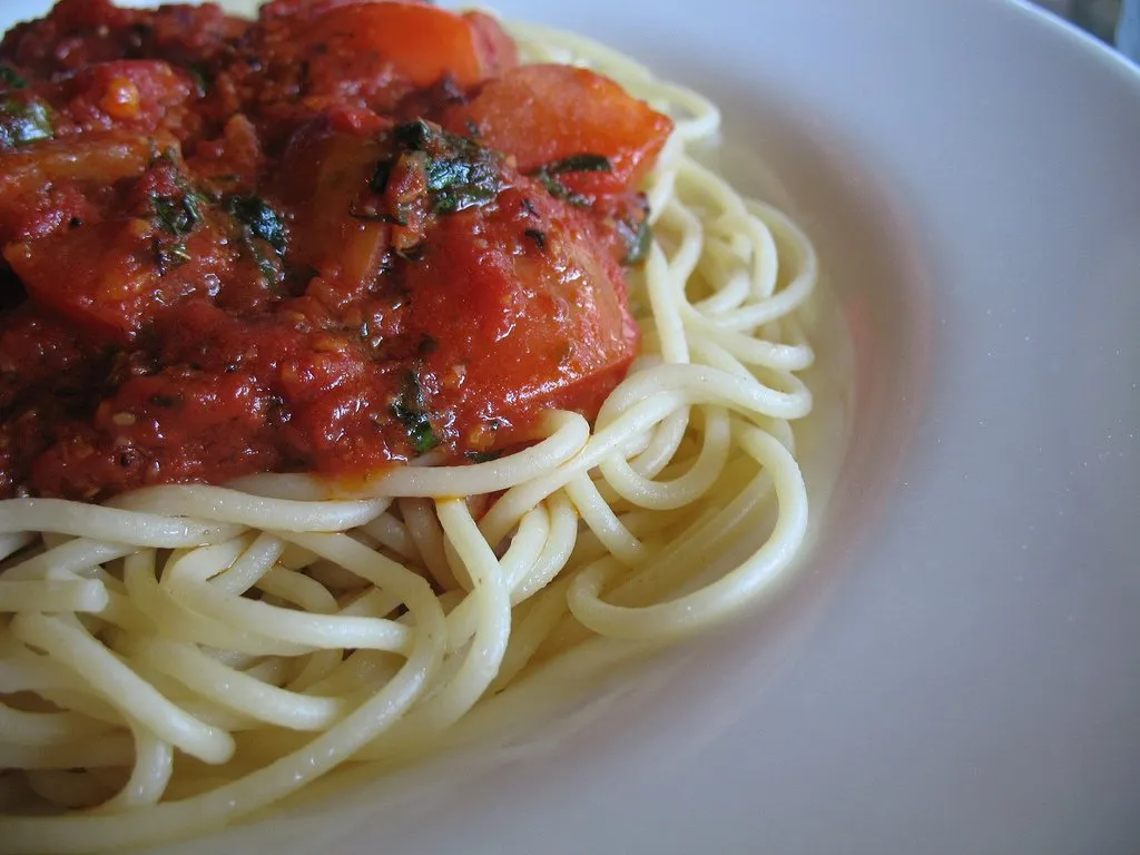 What To Eat in Amalfi Coast? Most Incredible Foods You Have to Taste Cosa mangiare in Costiera Amalfitana? Gli alimenti più incredibili devi assaggiare