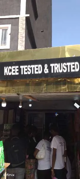 I visited Kcee Kcee Supermarket & paid Hive Dollars & here is my review