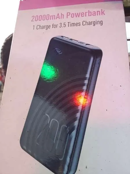 I visited AkaGod phone tech & paid Hive Dollars & here is my review