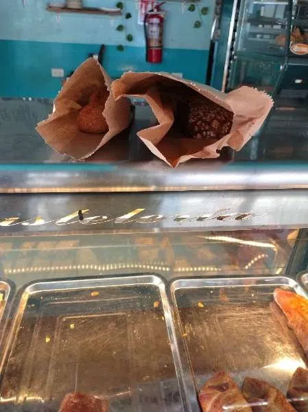 I visited Sweet Spot Bakery & Cafe & paid Hive Dollars & here is my review