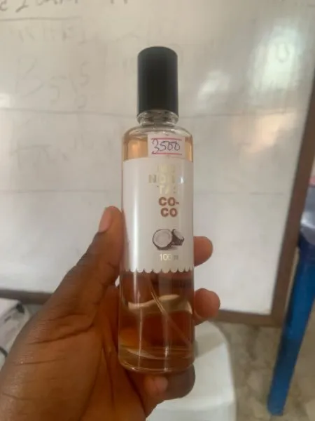I visited Eastern Beauty & paid Hive Dollars & here is my review