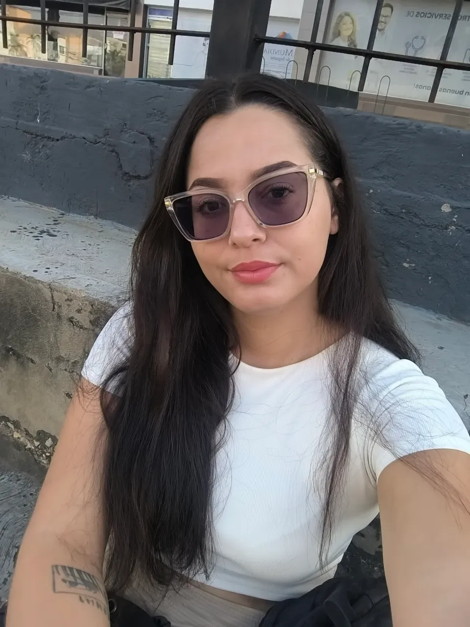 wTXOlbzkUevHOUPV_1000258918.webp