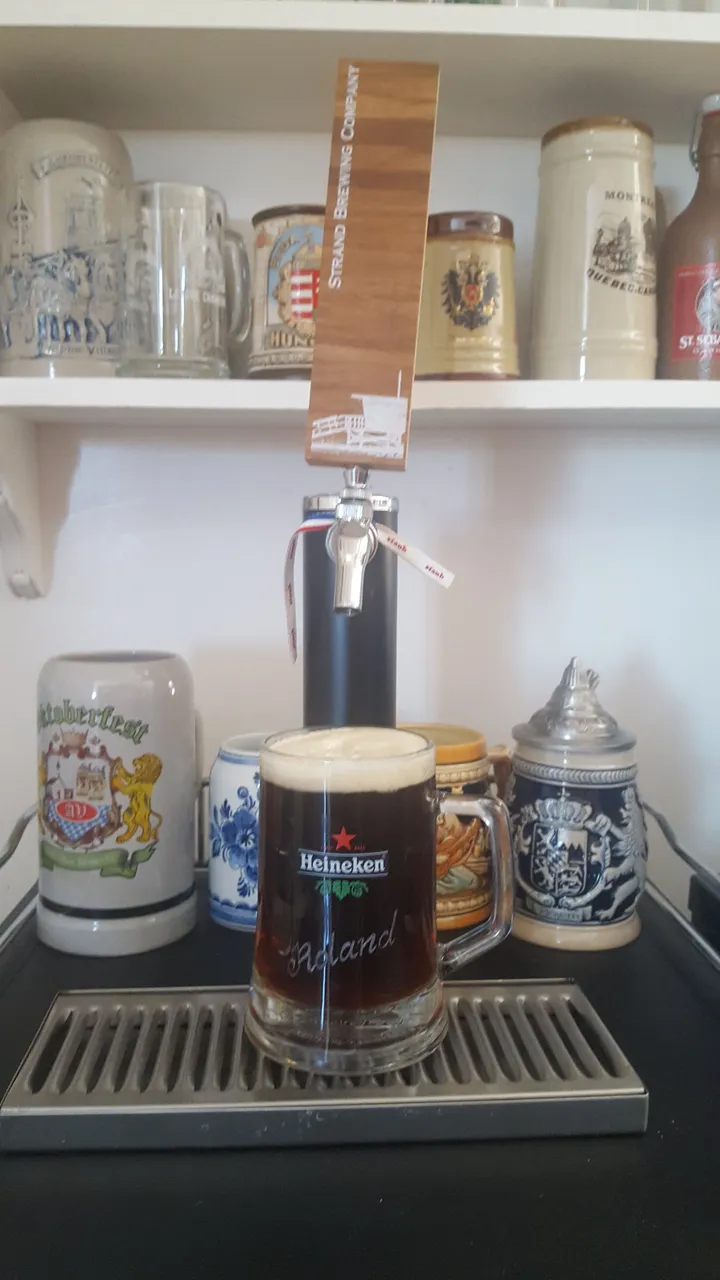 heinekenglass.jpg