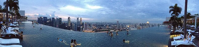 infinity_pool.JPG