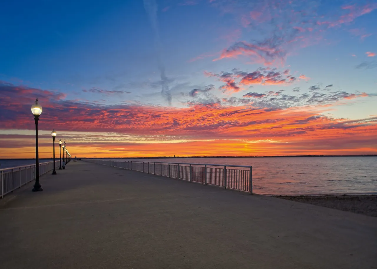 nice sunrise at the fort-4.jpg