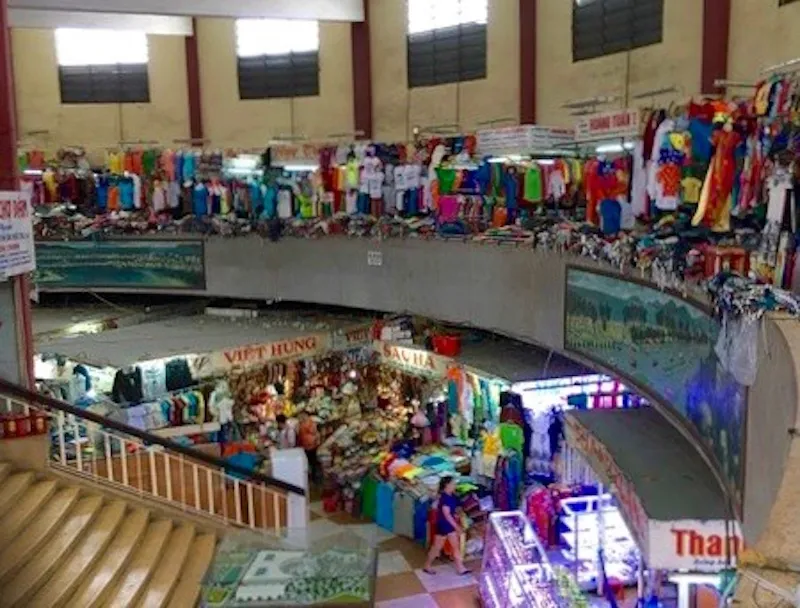 Dam Market 1.jpg