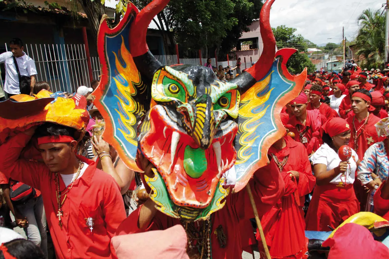 DIABLOS-DANZANTES.jpg