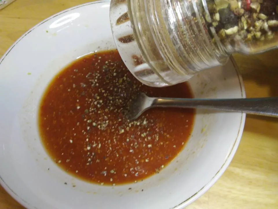 meatloaf 15 pepper to glaze.jpg