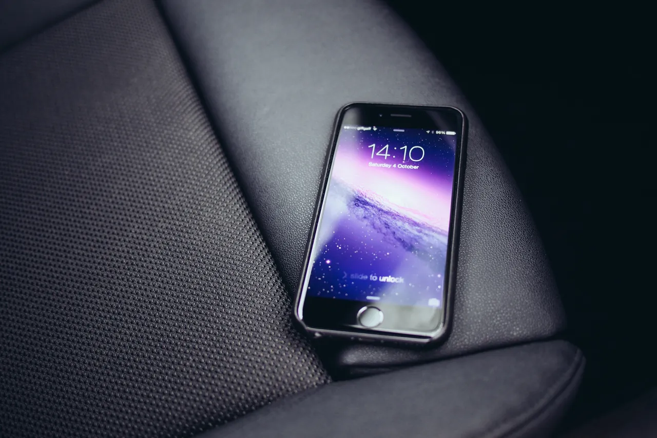 apple-digital-iphone-6-9053.jpg