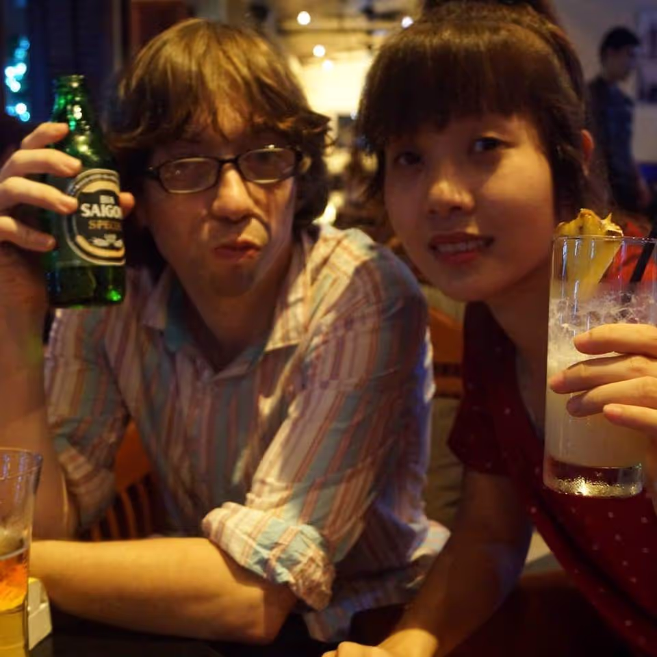 girl oatmeal oja jsa joey arnold saigon english teacher beer 2016 2015 2014 hcm vn vietnam