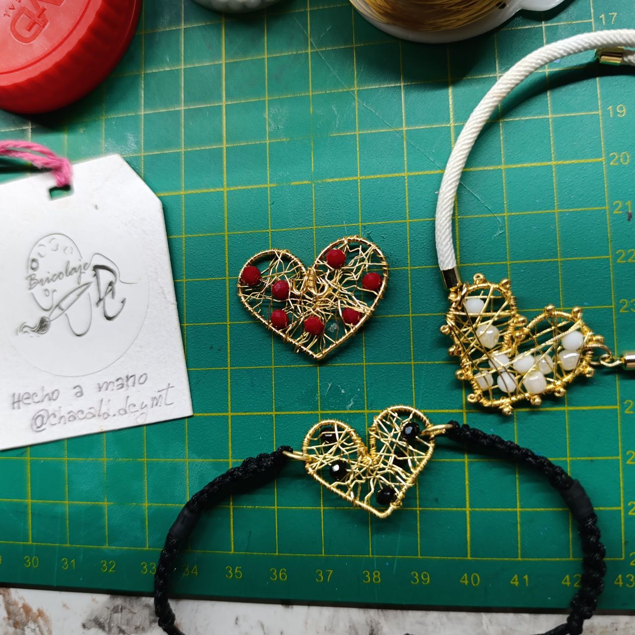 Wire-woven heart bracelet | Tutorial [Eng-Esp]