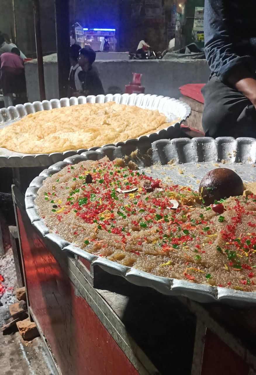 The Ultimate Street Food Delight: Giant Halwa Paratha Love  😍