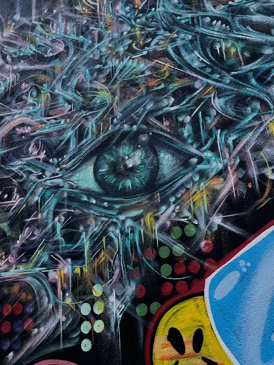Graffiti on the wall. Just look at this cool graffiti.