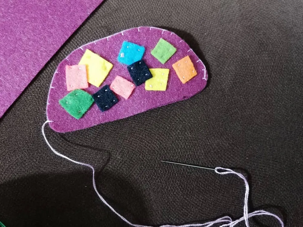 diy-felt-house (12).jpeg