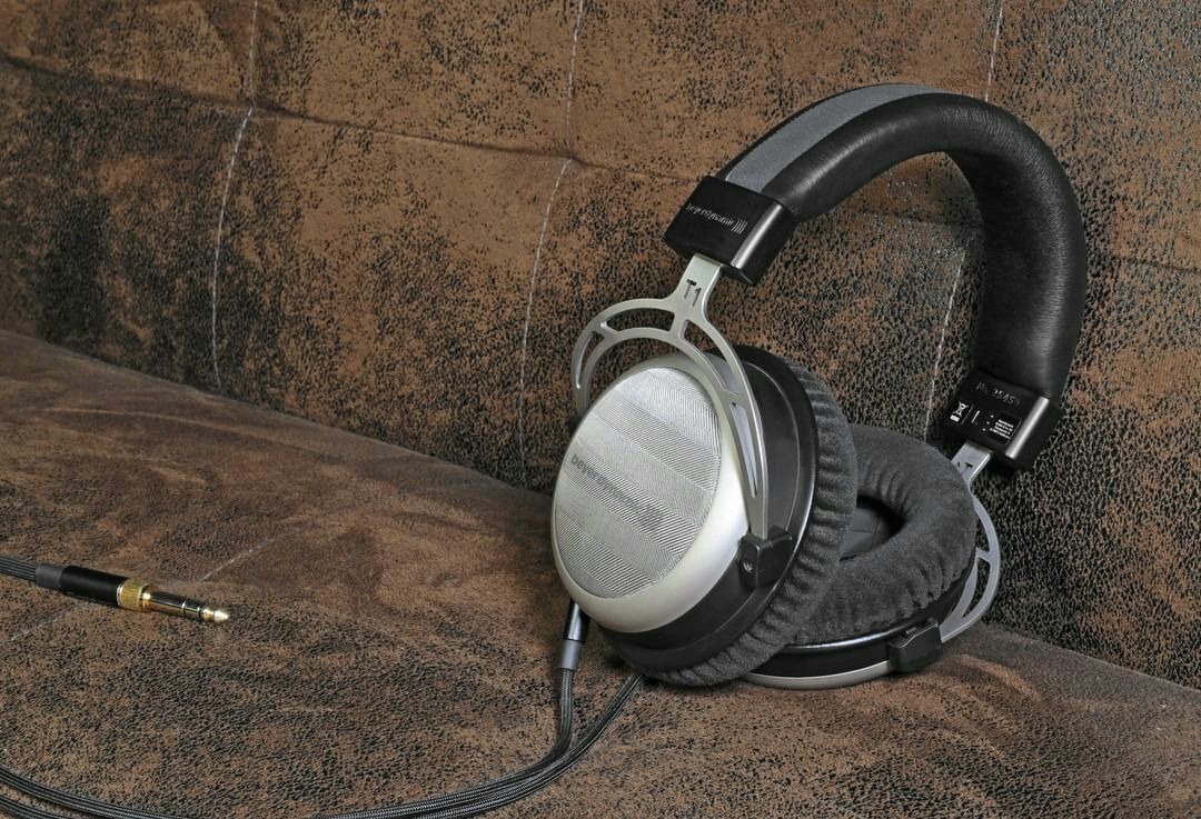 beyerdynamic-1545602330357.jpg