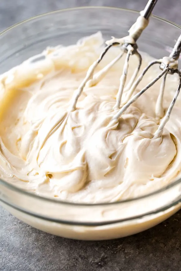 the-best-cream-cheese-frosting.jpg