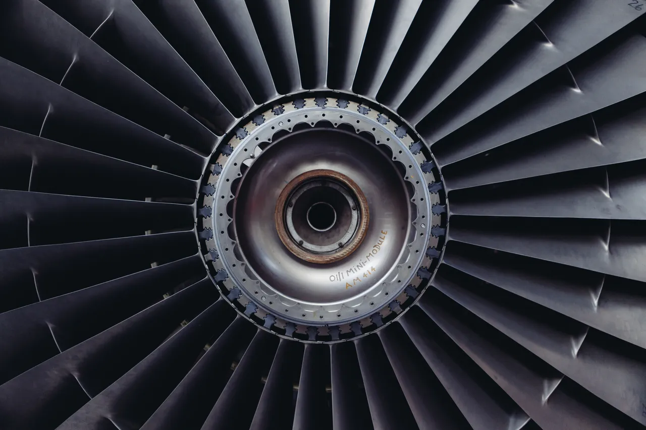airplan e-jet-aviation-aircraft.jpg