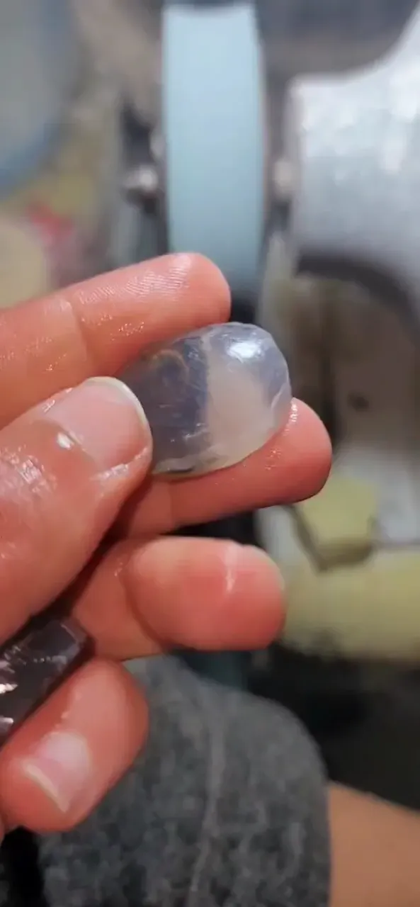 ​"The process of cutting and shaping beautiful, natural pictorial Yemeni Agate"