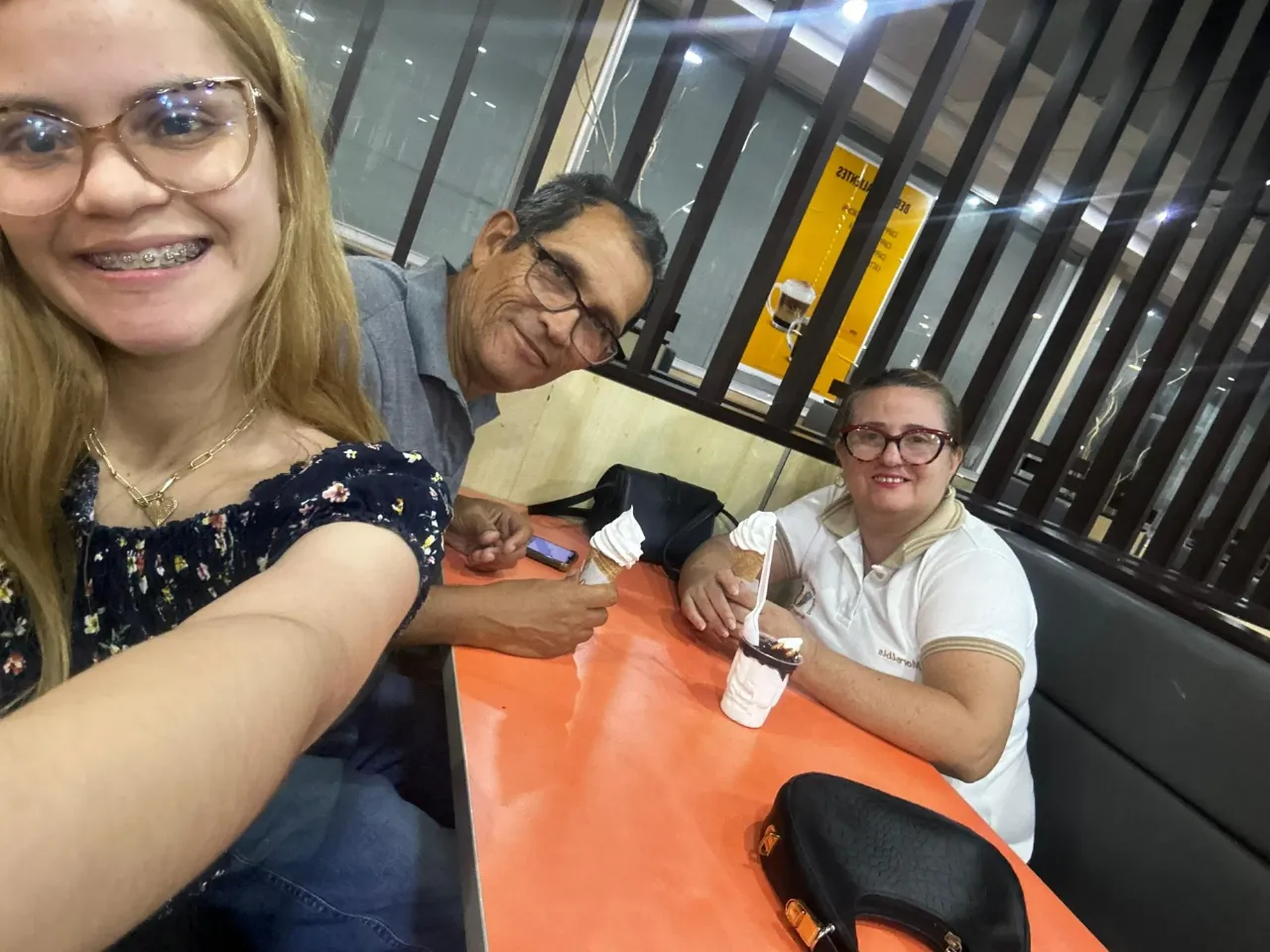 020Fe9jZQcvUhCDo_11.webp