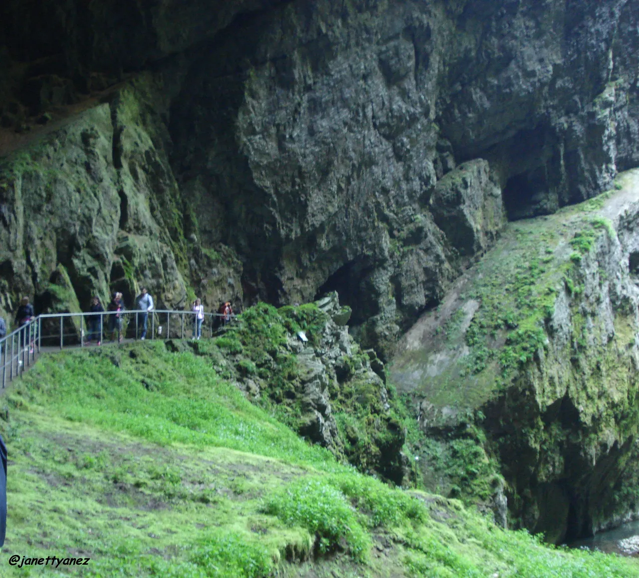 cueva 4.jpg
