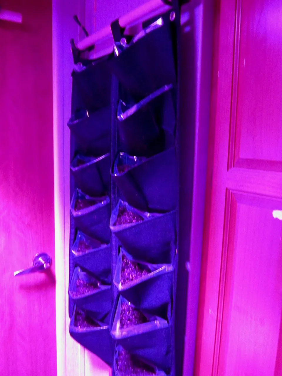 Bathroom 1a.jpg