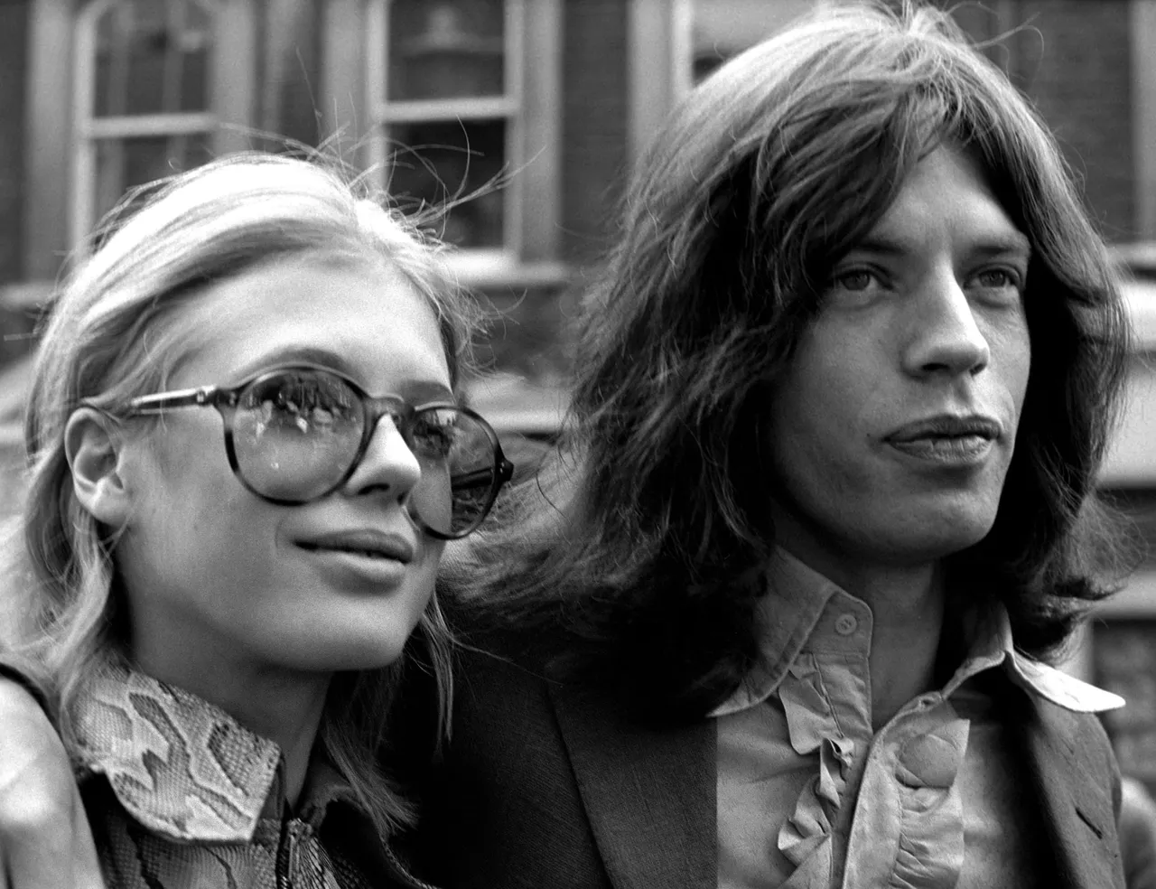 mick-jagger-marianne-faithfull.jpg