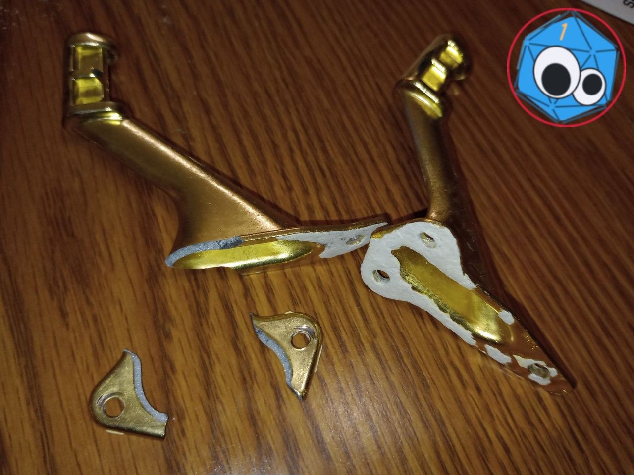 snapped bracket.jpg